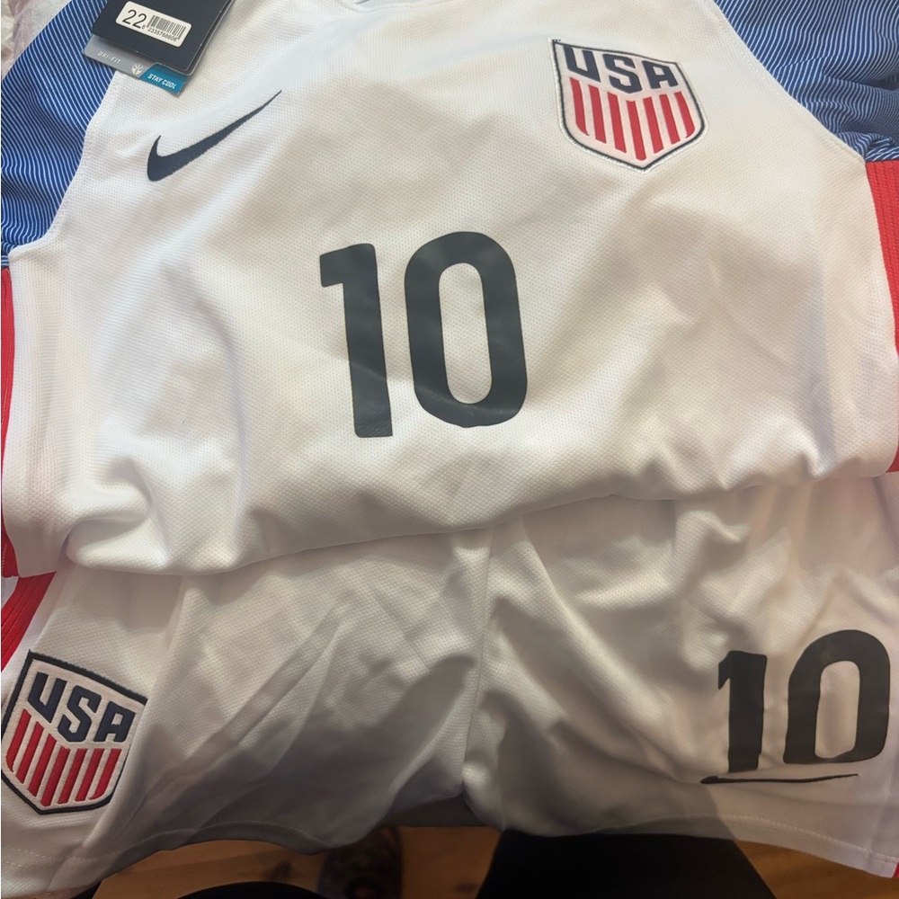 Nike kids Lloyd soccer jersey and shorts set size 22